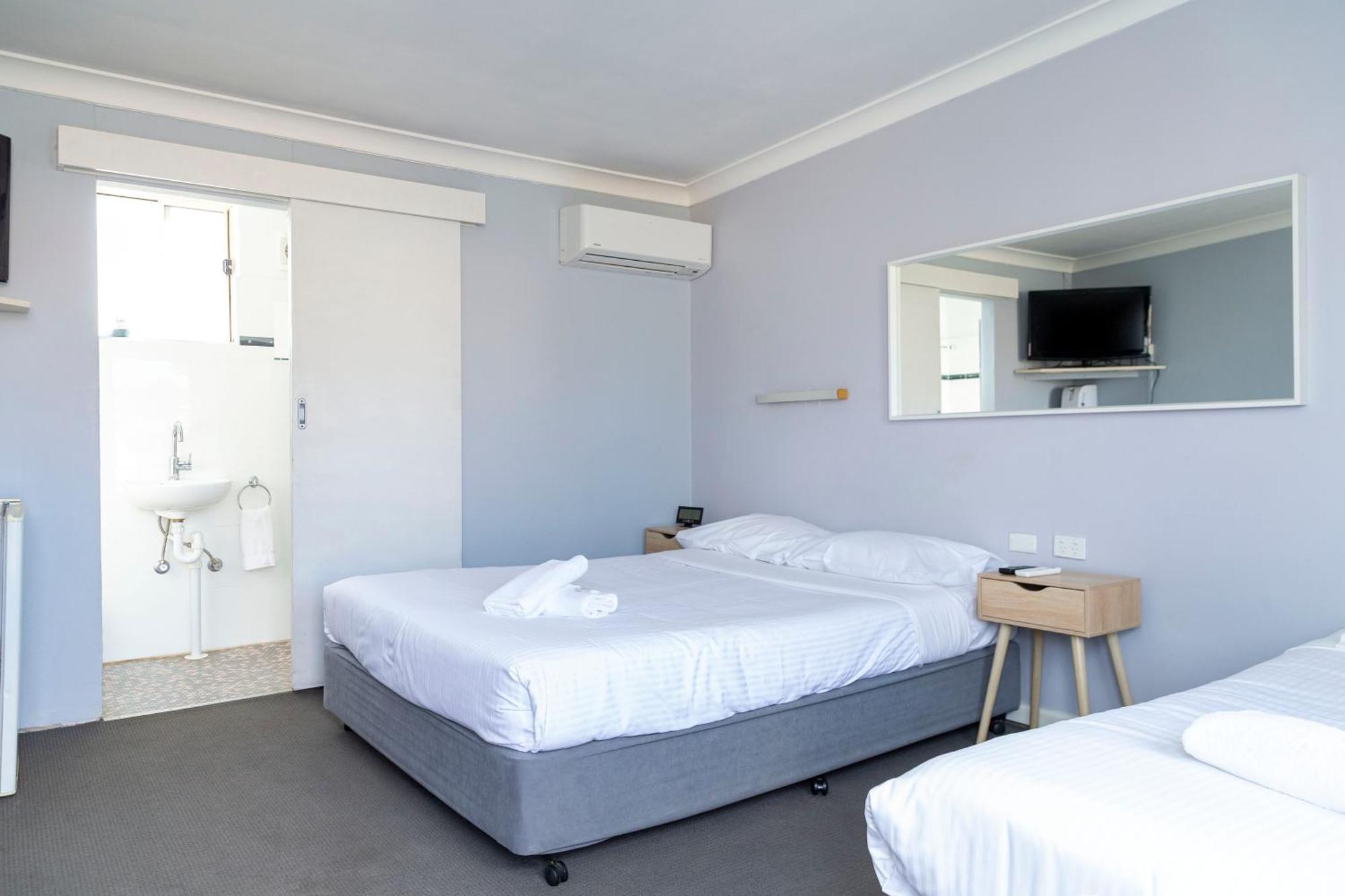 Australian Hotel Motel Yass Exterior foto