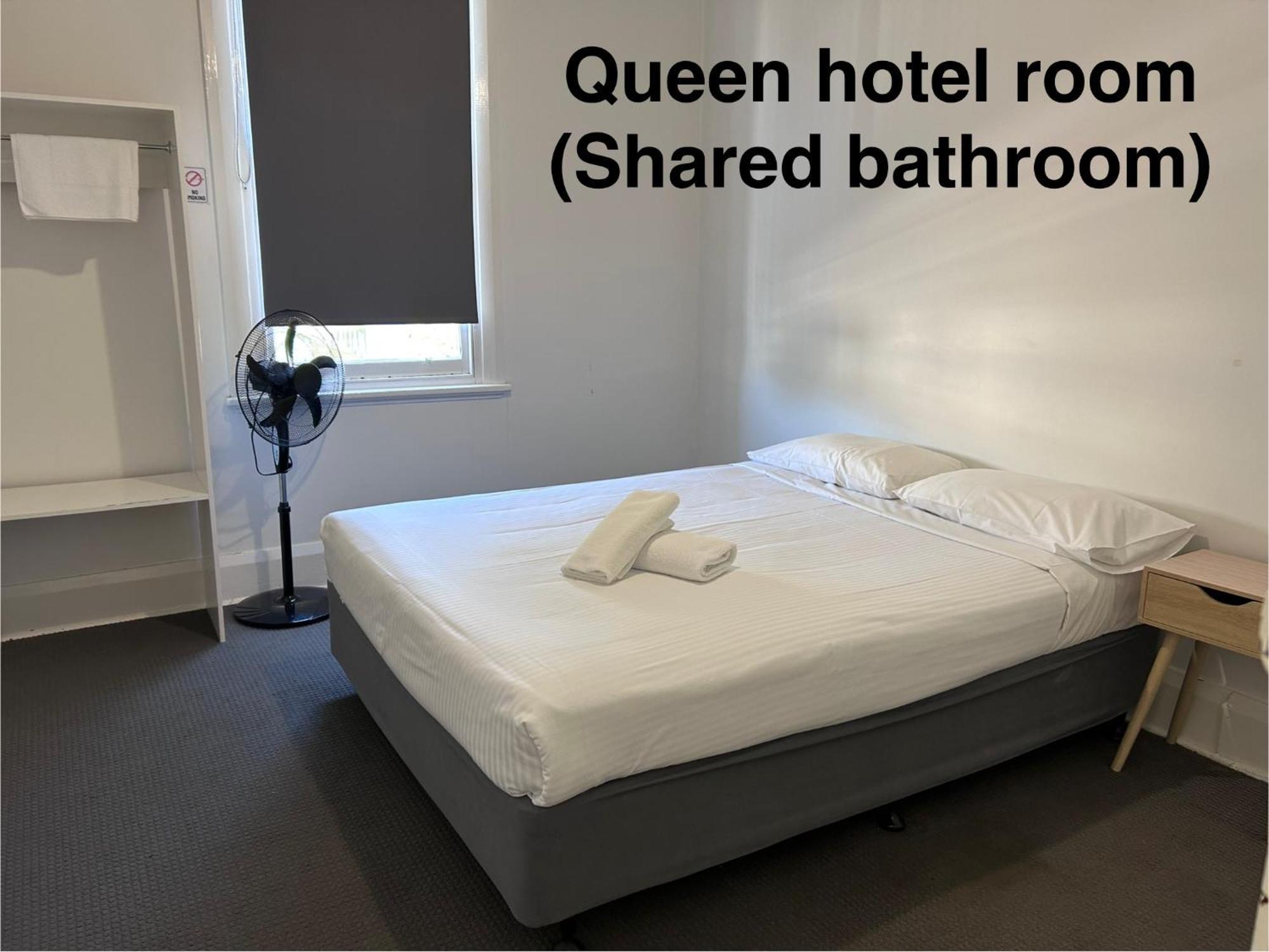 Australian Hotel Motel Yass Exterior foto